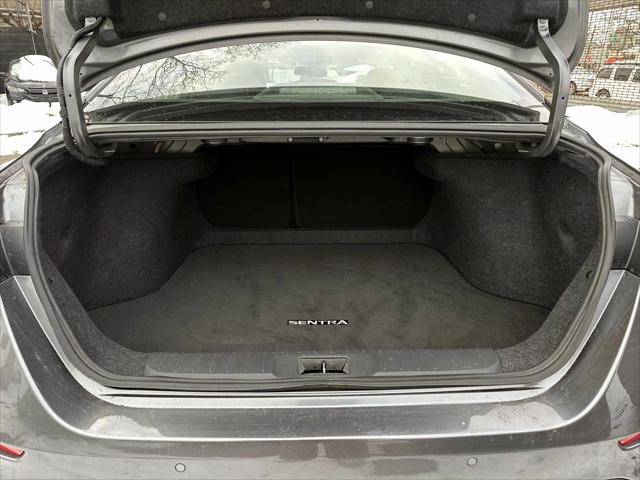 2020 Nissan Sentra S Xtronic CVT [13]