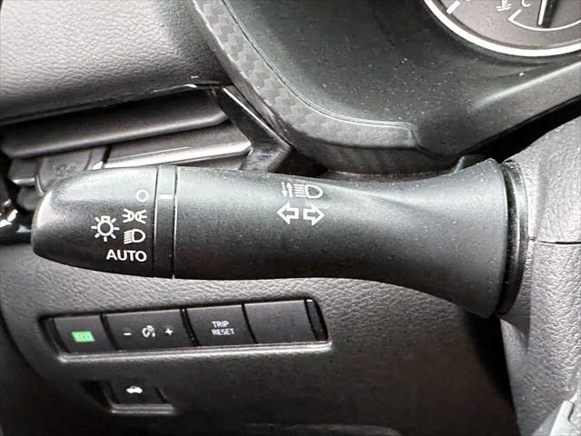 2020 Nissan Sentra S Xtronic CVT [29]