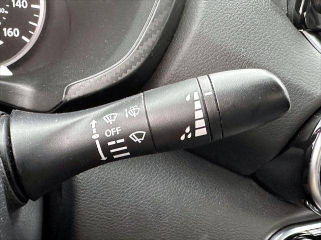 2020 Nissan Sentra S Xtronic CVT [30]