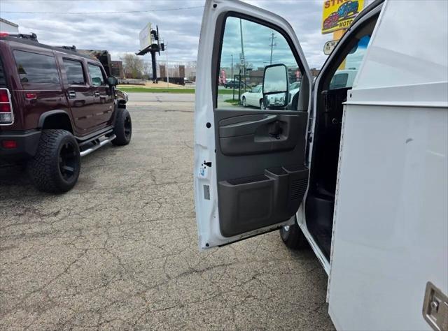 2016 Chevrolet Express Cutaway 3500