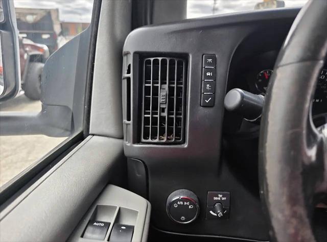 2016 Chevrolet Express Cutaway 3500