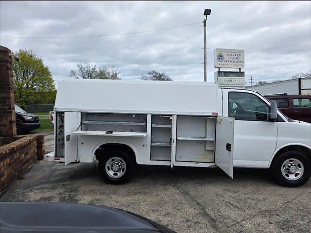 2016 Chevrolet Express Cutaway 3500