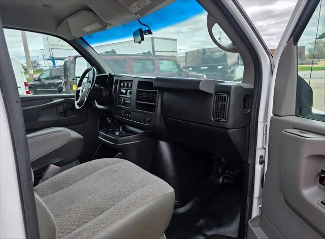 2016 Chevrolet Express Cutaway 3500