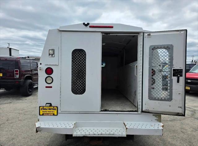 2016 Chevrolet Express Cutaway 3500