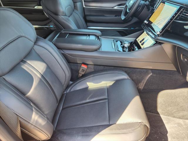 2026 Jeep Grand Wagoneer Summit Obsidian 4x4