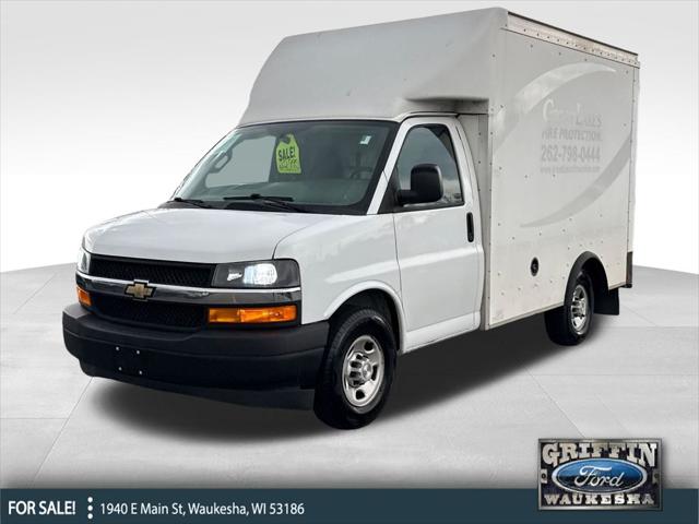 2019 Chevrolet Express Cutaway 4500 Work Van for sale in Waukesha, WI