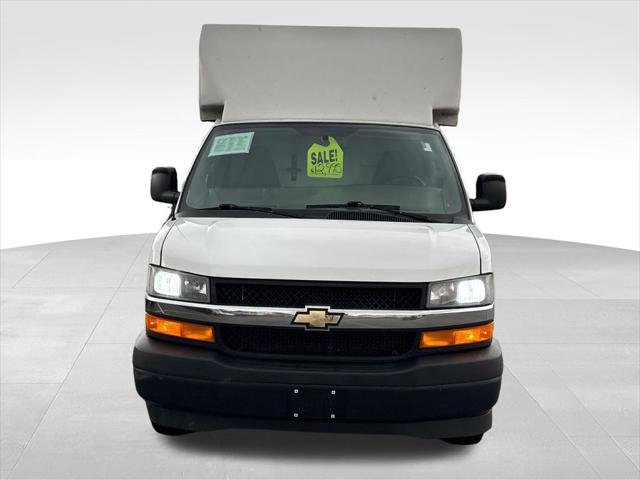 2019 Chevrolet Express Cutaway 4500 Work Van
