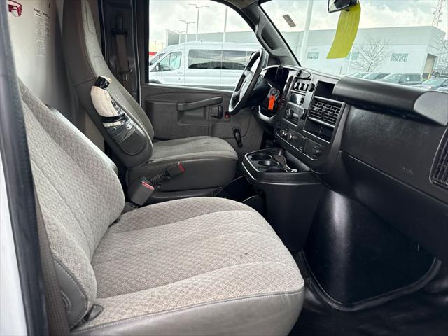 2019 Chevrolet Express Cutaway 4500 Work Van