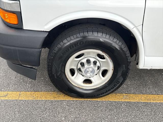 2019 Chevrolet Express Cutaway 4500 Work Van