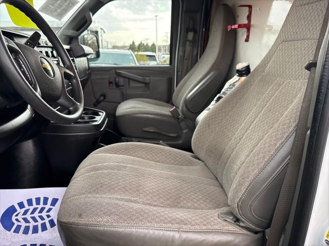 2019 Chevrolet Express Cutaway 4500 Work Van