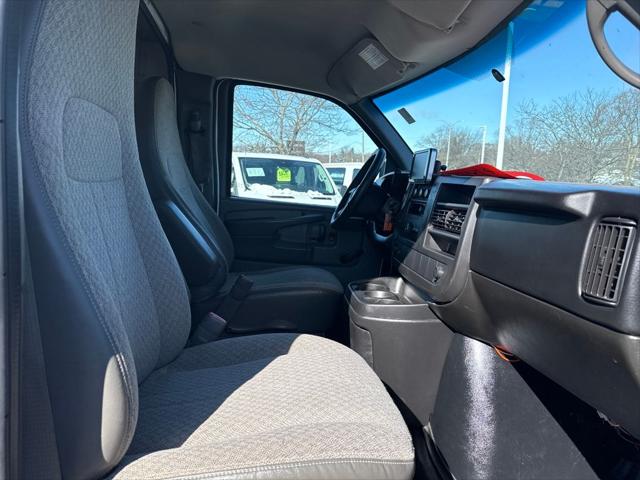 2014 Chevrolet Express Cutaway 3500