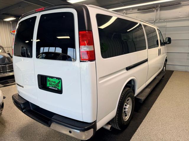 2023 Chevrolet Express Passenger RWD 3500 Extended Wheelbase LT