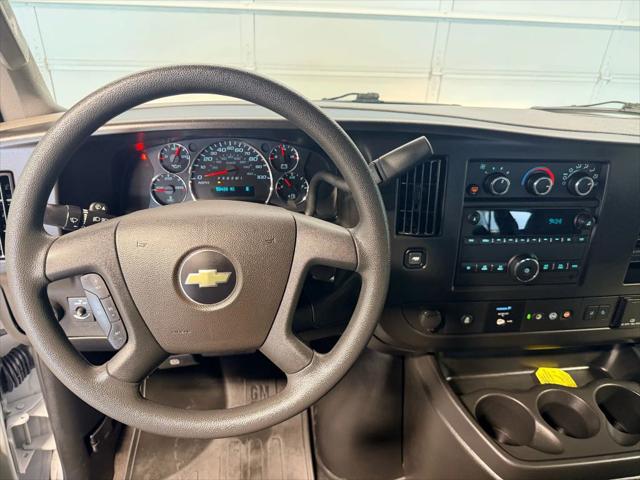 2023 Chevrolet Express Passenger RWD 3500 Extended Wheelbase LT