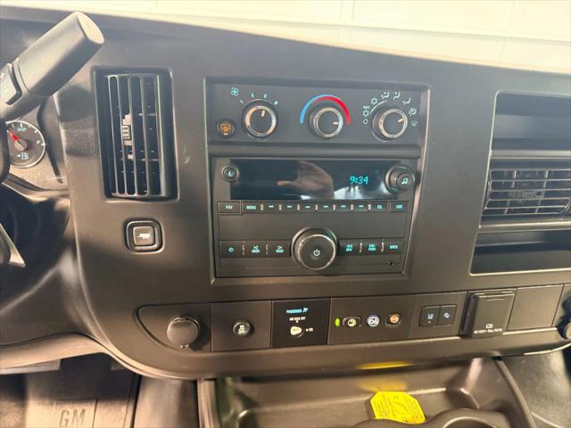 2023 Chevrolet Express Passenger RWD 3500 Extended Wheelbase LT