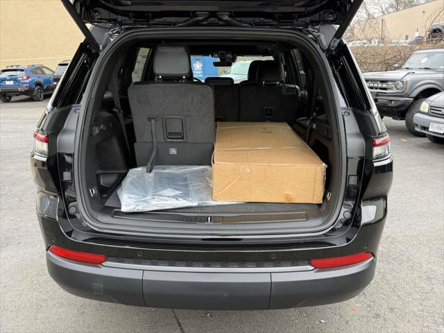 2026 Jeep Grand Cherokee L Altitude 4x4