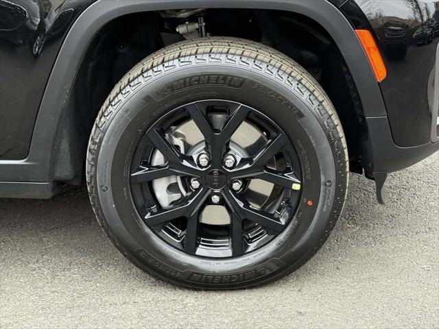 2026 Jeep Grand Cherokee L Altitude 4x4