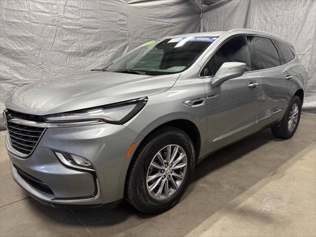 2023 Buick Enclave Essence AWD