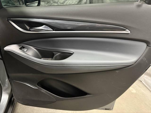 2023 Buick Enclave Essence AWD