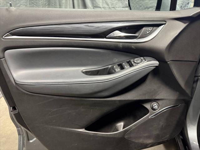 2023 Buick Enclave Essence AWD
