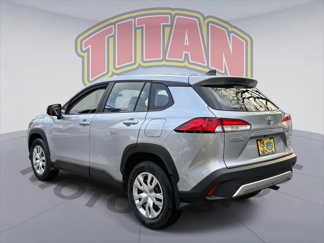 2025 Toyota Corolla Cross L [2]