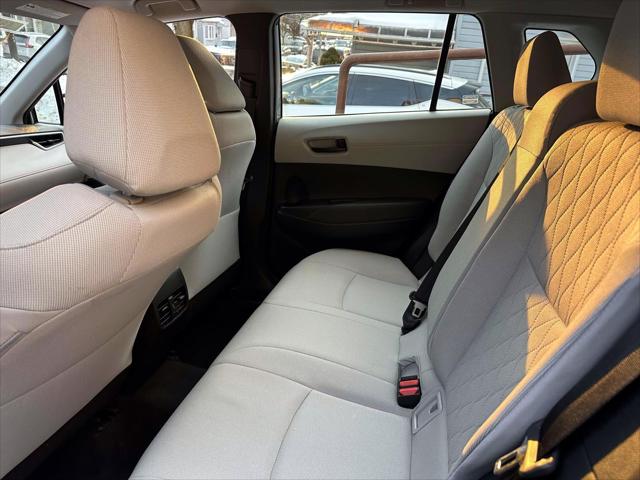 2025 Toyota Corolla Cross L [16]