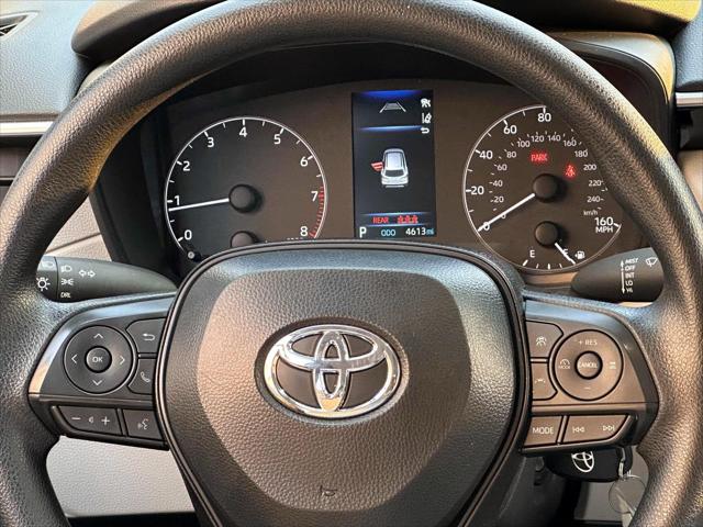 2025 Toyota Corolla Cross L [19]