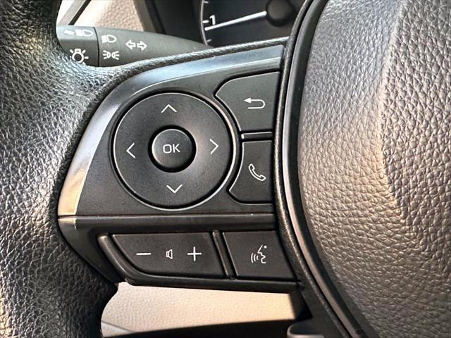 2025 Toyota Corolla Cross L [22]