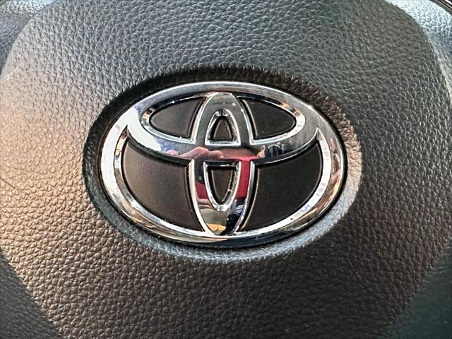 2025 Toyota Corolla Cross L [24]