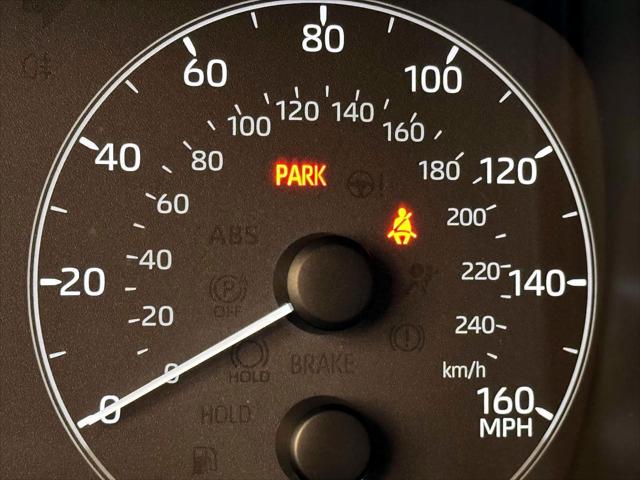 2025 Toyota Corolla Cross L [27]