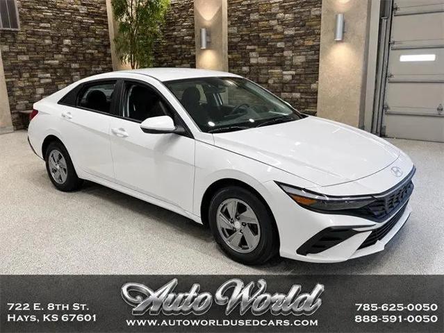 2025 Hyundai Elantra SE for sale in Hays, KS