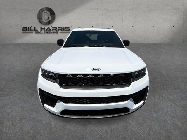 2026 Jeep Grand Cherokee GRAND CHEROKEE L LAREDO ALTITUDE 4X4