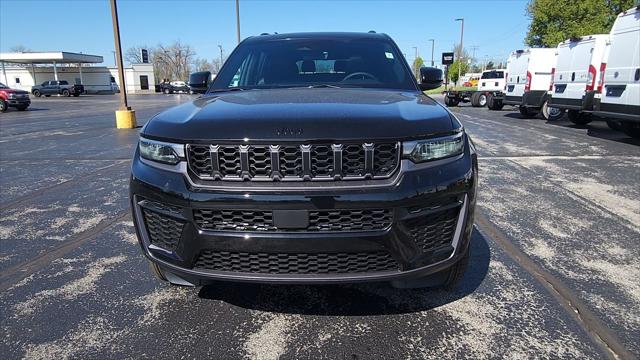 2026 Jeep Grand Cherokee GRAND CHEROKEE L LAREDO ALTITUDE 4X4