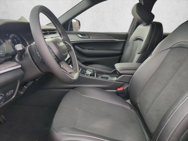 2026 Jeep Grand Cherokee Altitude 4x2