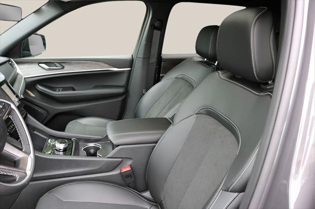 2026 Jeep Grand Cherokee Altitude 4x2