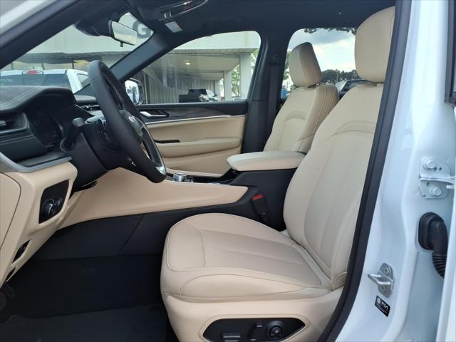 2026 Jeep Grand Cherokee Limited 4x2