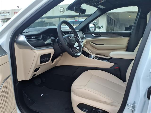 2026 Jeep Grand Cherokee Limited 4x2