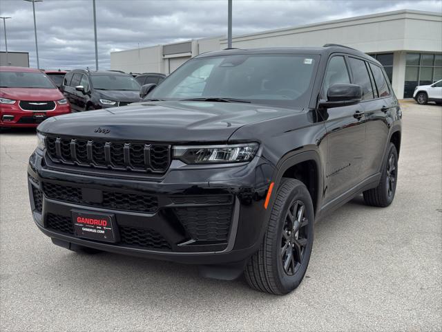 2026 Jeep Grand Cherokee L GRAND CHEROKEE L LAREDO ALTITUDE 4X4