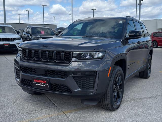 2026 Jeep Grand Cherokee L GRAND CHEROKEE L LAREDO ALTITUDE 4X4