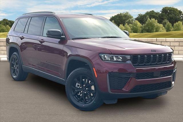 2026 Jeep Grand Cherokee GRAND CHEROKEE L LAREDO ALTITUDE 4X4