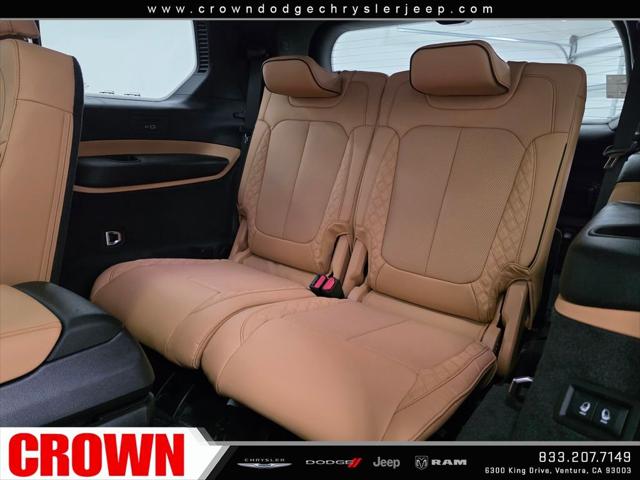 2026 Jeep Grand Cherokee Summit 4x4