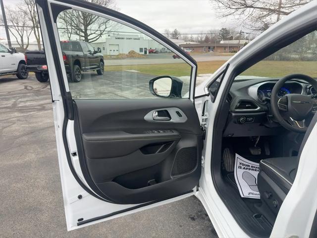 2026 Chrysler Pacifica PACIFICA LIMITED AWD