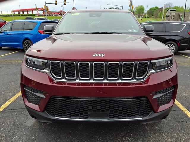 2026 Jeep Grand Cherokee GRAND CHEROKEE LAREDO X 4X4 2026 Jeep Grand Cherokee GRAND CHEROKEE LAREDO X 4X4