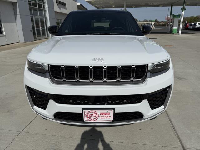 2026 Jeep Grand Cherokee Summit 4x4