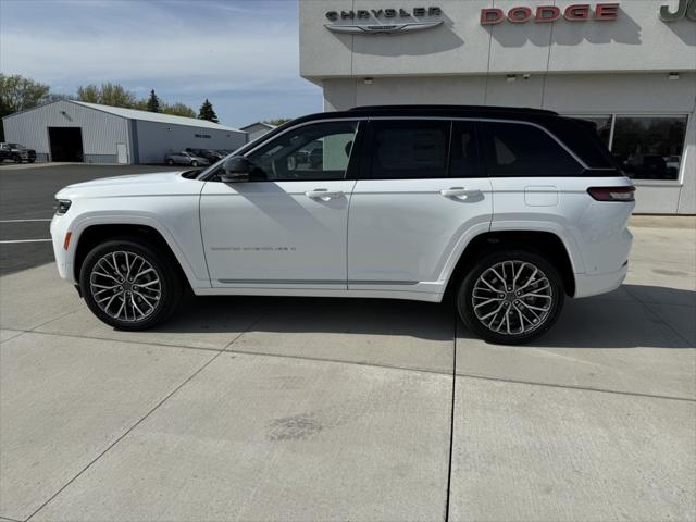 2026 Jeep Grand Cherokee Summit 4x4