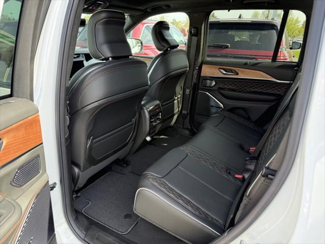 2026 Jeep Grand Cherokee Summit 4x4