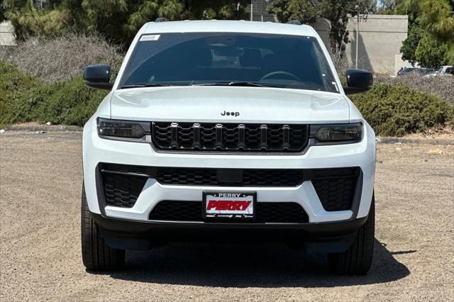 2026 Jeep Grand Cherokee GRAND CHEROKEE L LAREDO ALTITUDE 4X4