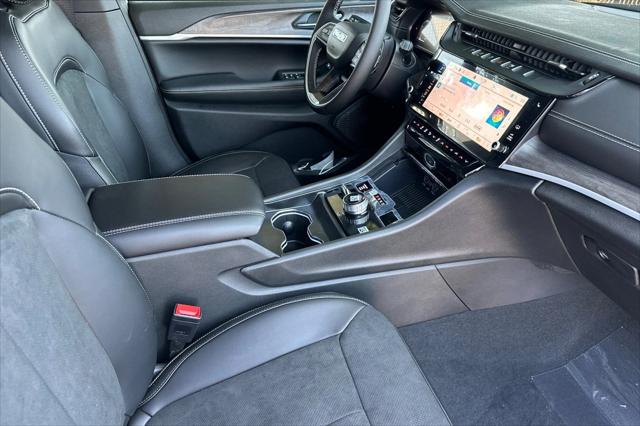 2026 Jeep Grand Cherokee Altitude 4x4