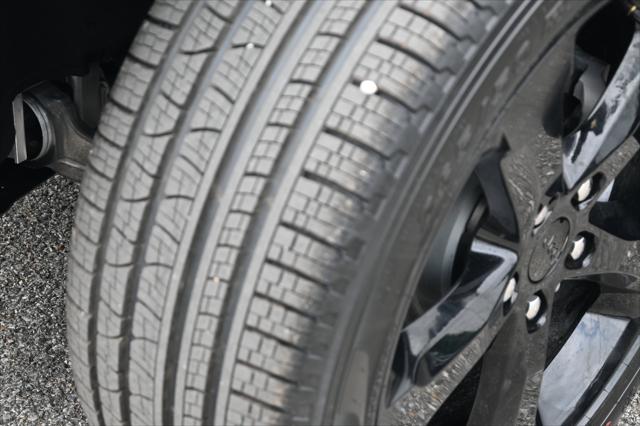2026 Jeep Grand Cherokee Limited 4x2
