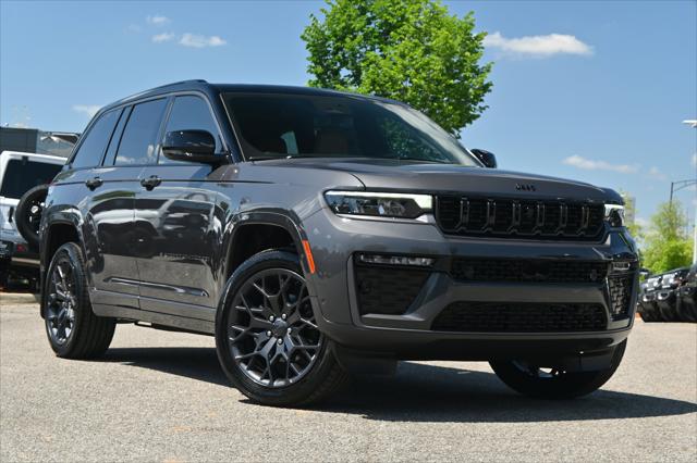 2026 Jeep Grand Cherokee GRAND CHEROKEE SUMMIT 4X4