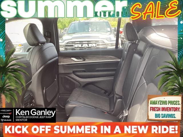2026 Jeep Grand Cherokee Altitude 4x4